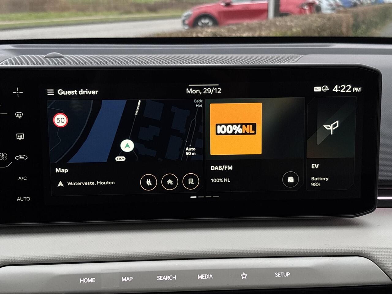 KIA EV4 GT-Line 81.4 kWh Uit Voorraad Leverbaar!!, Voorraadkorting!, Complete Uitvoering!, Incl. Inruilpremie, Enz...