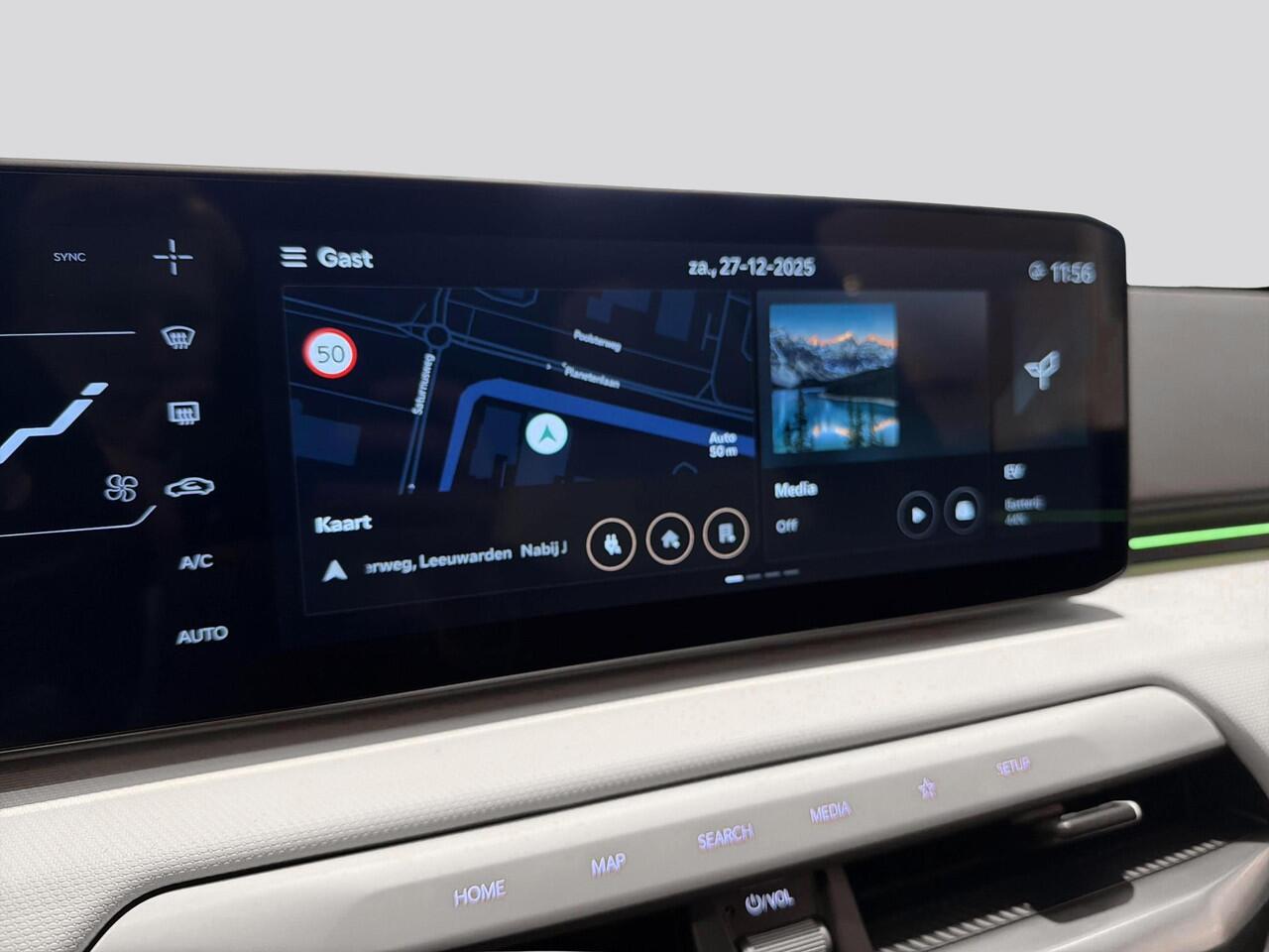 KIA EV4 GT-Line 81.4 kWh | Panoramaschuifdak | LED-Matrix | Harman Kardon | Elektrisch verstelbare voorstoelen | Verwarmbare achterbank