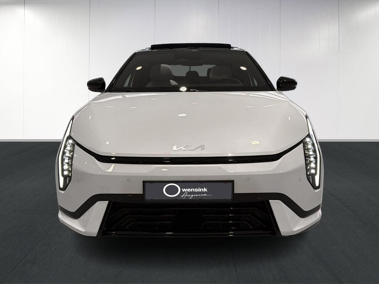 KIA EV4 GT-Line 81.4 kWh | Panoramaschuifdak | LED-Matrix | Harman Kardon | Elektrisch verstelbare voorstoelen | Verwarmbare achterbank