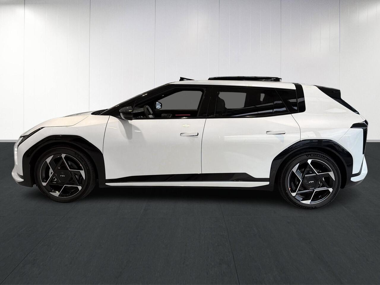 KIA EV4 GT-Line 81.4 kWh | Panoramaschuifdak | LED-Matrix | Harman Kardon | Elektrisch verstelbare voorstoelen | Verwarmbare achterbank