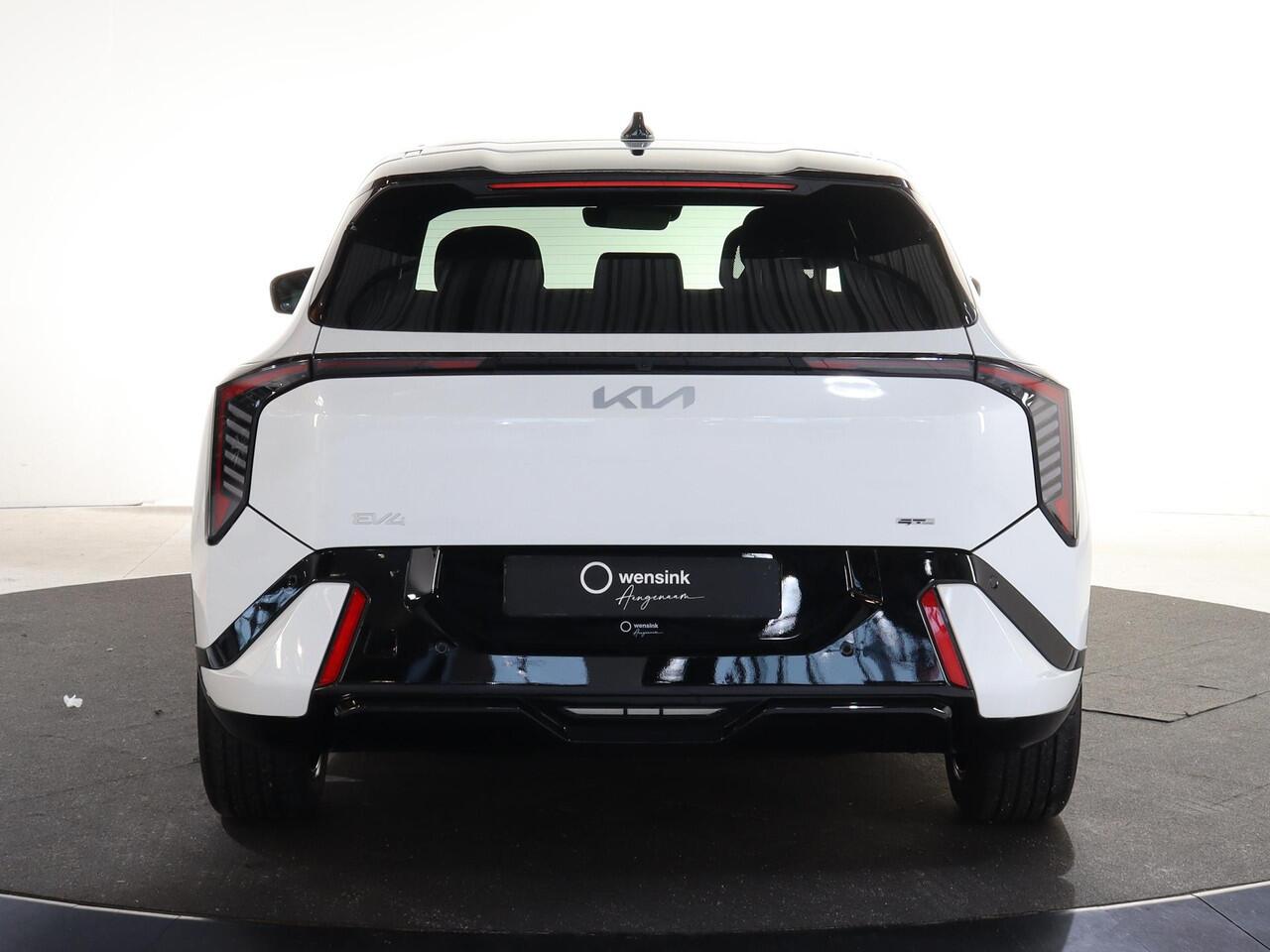 KIA EV4 GT-Line Business Edition 81.4 kWh | Adaptieve cruise control | Stoel- en stuurwielverwarming | Achteruitrijcamera | 19" LM velgen GT-Line | LED-koplampen |