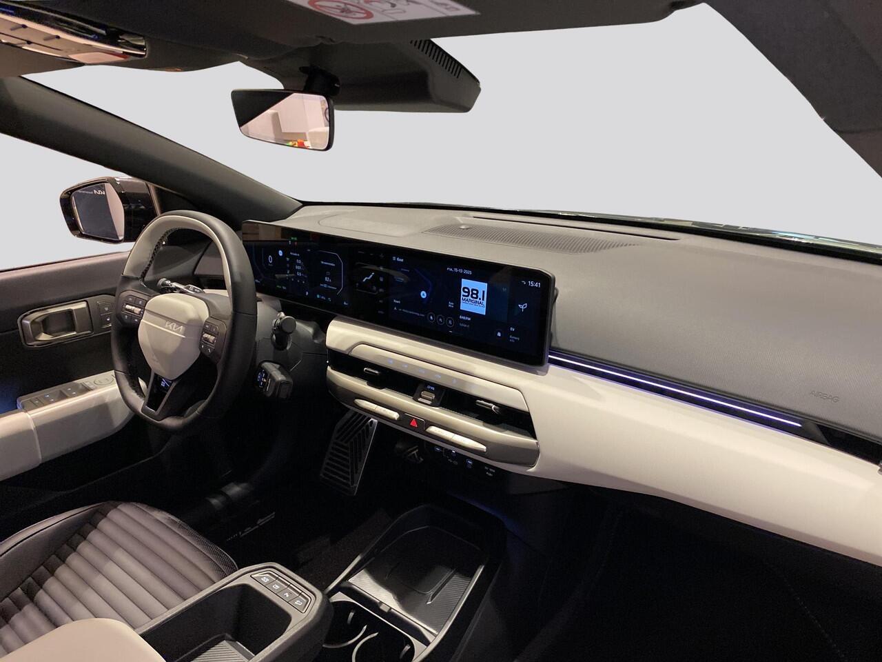 KIA EV4 GT-Line Business Edition 81.4 kWh | Adaptieve cruise control | Stoel- en stuurwielverwarming | Achteruitrijcamera | 19" LM velgen GT-Line | LED-koplampen |