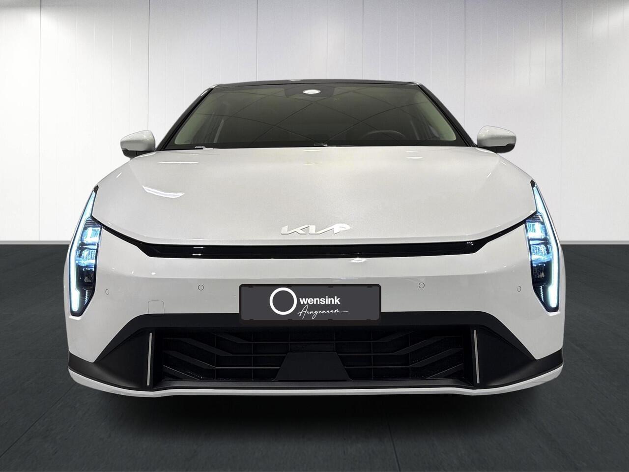 KIA EV4 Plus Advanced 81.4 kWh | Panoramaschuifdak | Verwarmbare achterbank | Harman Kardon | Privacy glass | Dodehoekassistentie |