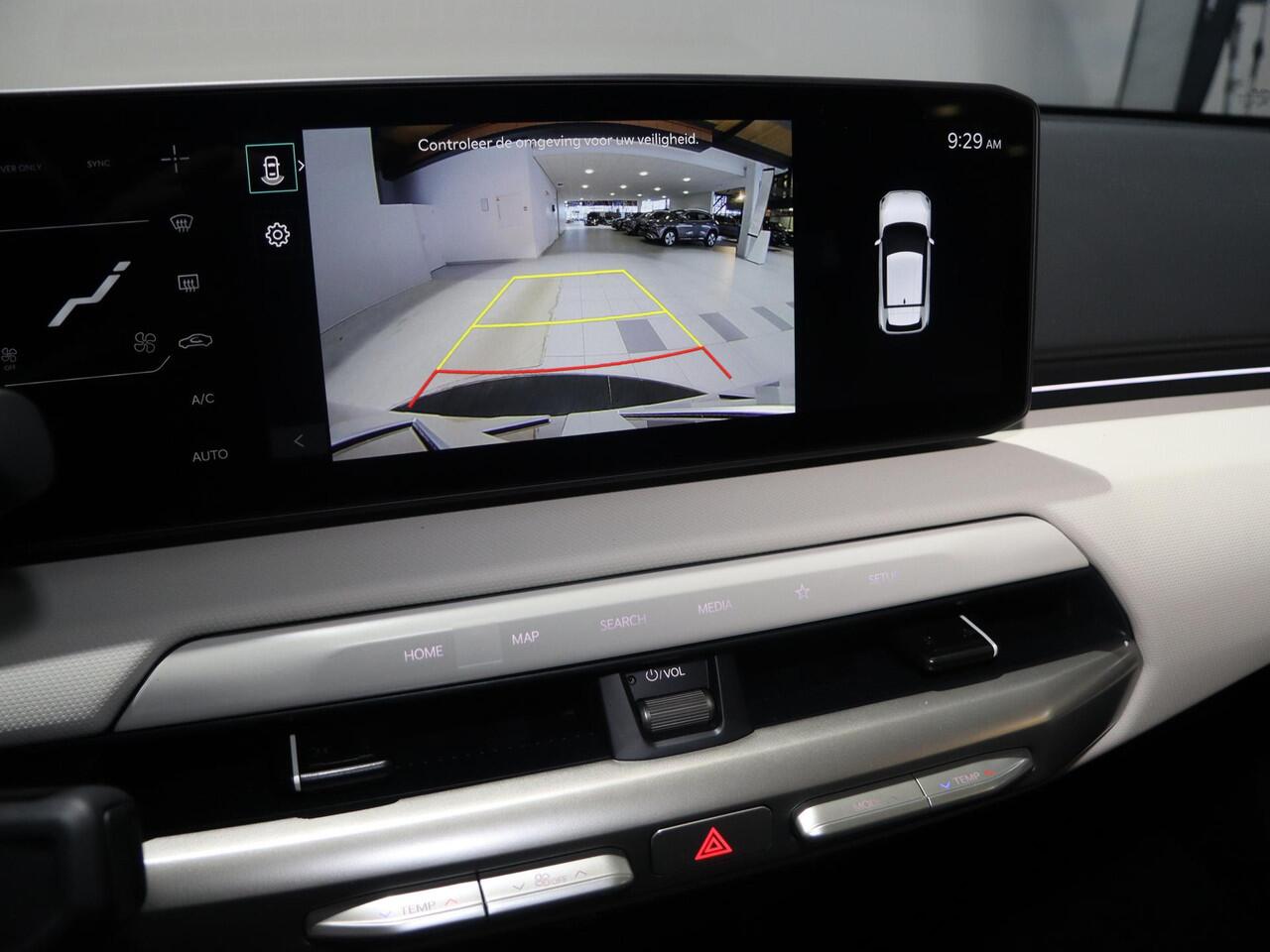 KIA EV4 GT-Line Business Edition 81.4 kWh | Adaptieve cruise control | Stoel- en stuurwielverwarming | Achteruitrijcamera | 19" LM velgen GT-Line | LED-koplampen |