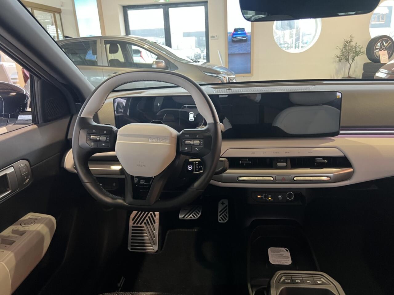 KIA EV4 GT-Line Business Edition 81.4 kWh '' SNEL LEVERBAAR ''