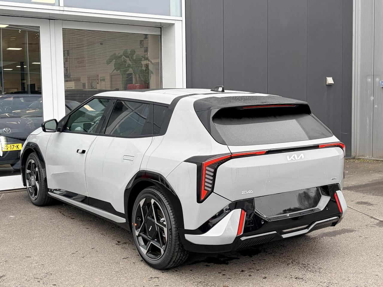 KIA EV4 GT-Line 81.4 kWh Nu Rijklaar voor ¤. 44.295,= inclusief lopende Kia acties!