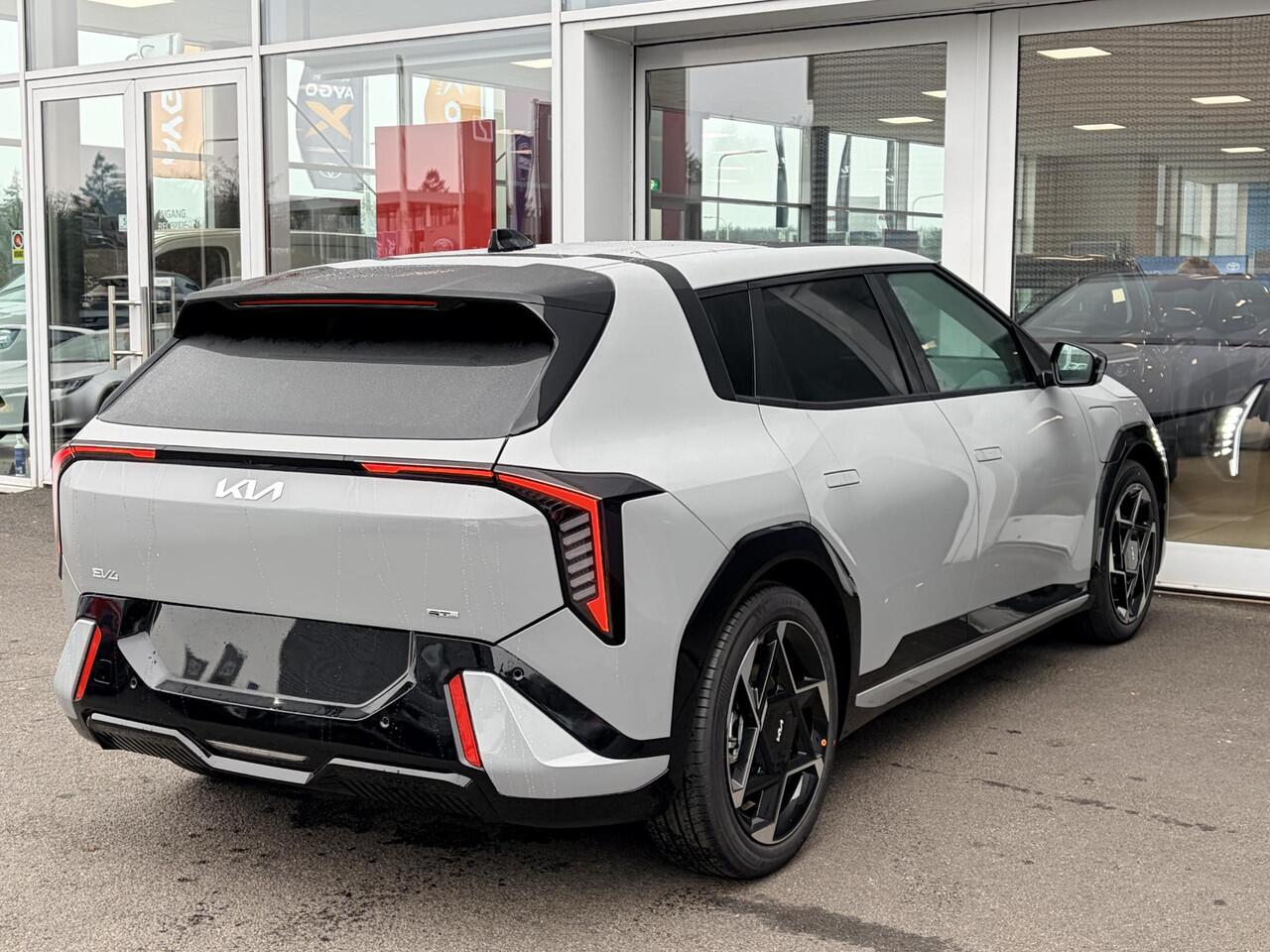 KIA EV4 GT-Line 81.4 kWh Nu Rijklaar voor ¤. 44.295,= inclusief lopende Kia acties!