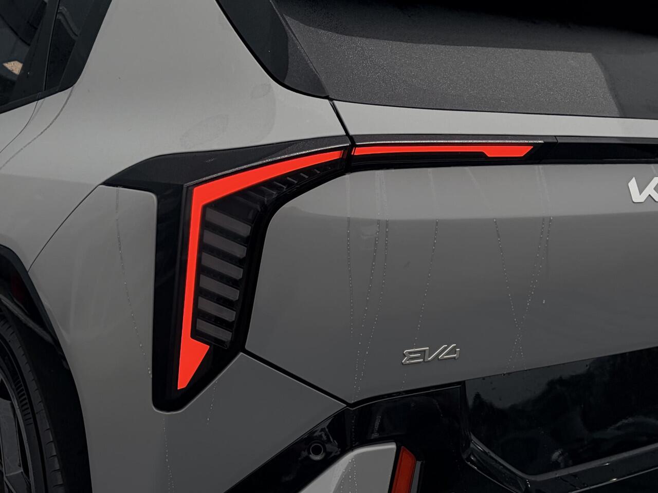 KIA EV4 GT-Line 81.4 kWh Nu Rijklaar voor ¤. 44.295,= inclusief lopende Kia acties!