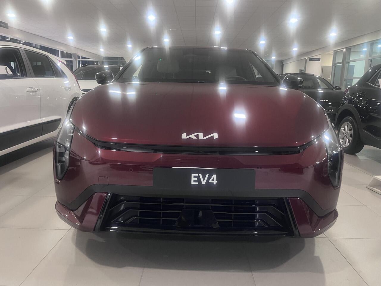 KIA EV4 GT-Line Business Edition 81.4 kWh VOORRAAD AUTO!! TIJDELIJK ACTIE MODEL!!