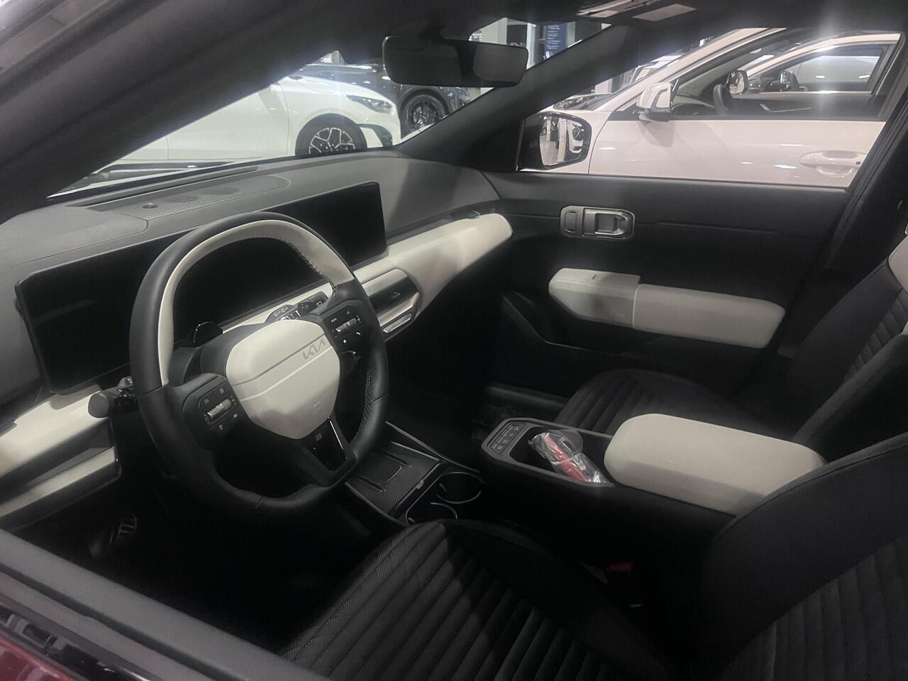 KIA EV4 GT-Line Business Edition 81.4 kWh VOORRAAD AUTO!! TIJDELIJK ACTIE MODEL!!