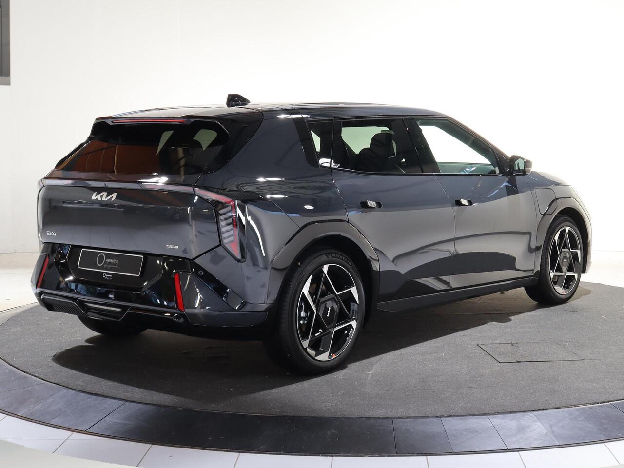 KIA EV4 GT-Line Business Edition 81.4 kWh | Adaptieve cruise control | Stoel- en stuurwielverwarming | Achteruitrijcamera | 19" LM velgen GT-Line | LED-koplampen |