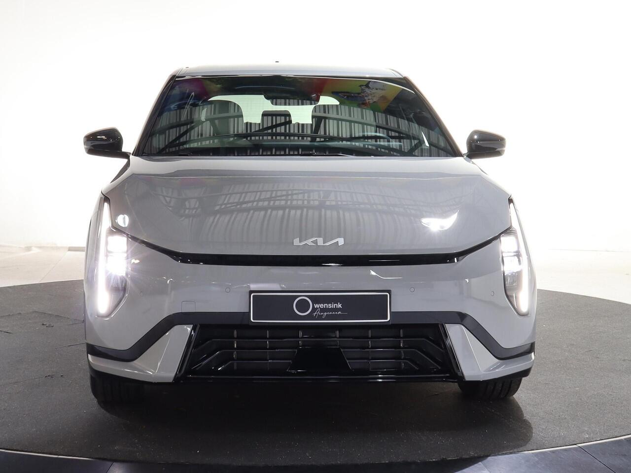 KIA EV4 GT-Line Business Edition 81.4 kWh | Adaptieve cruise control | Stoel- en stuurwielverwarming | Achteruitrijcamera | 19" LM velgen GT-Line | LED-koplampen |