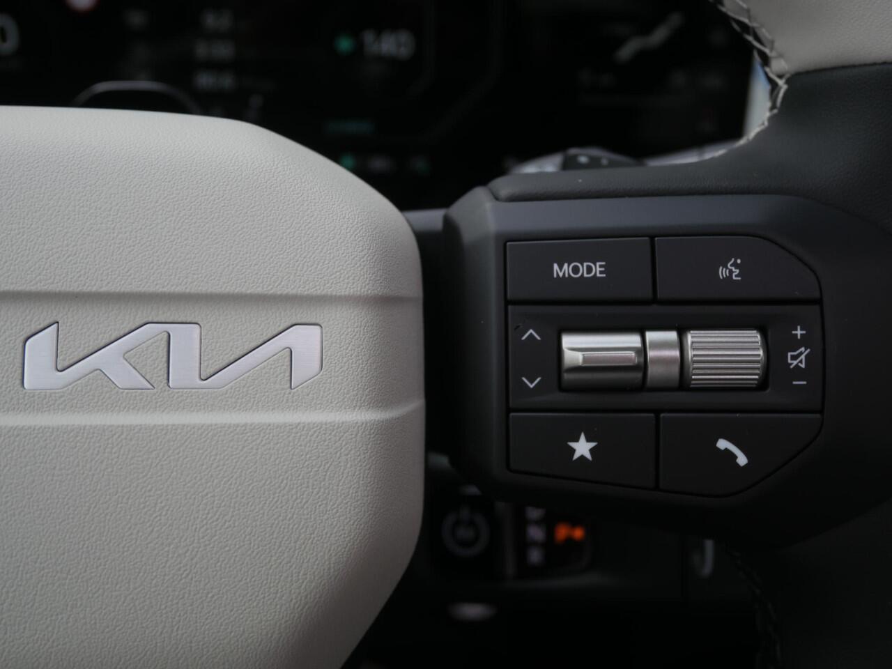 KIA EV4 Fastback GT-PlusLine 81.4 kWh | Cruise | Clima | Navi | stoelverwarming-ventilatie | Schuif-kanteldak | 360° camera |