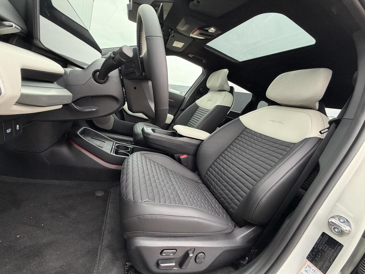 KIA EV4 Fastback GT-PlusLine 81.4 kWh | 360 Camera | Head-up Display | Harman Kardon | Stoelventilatie