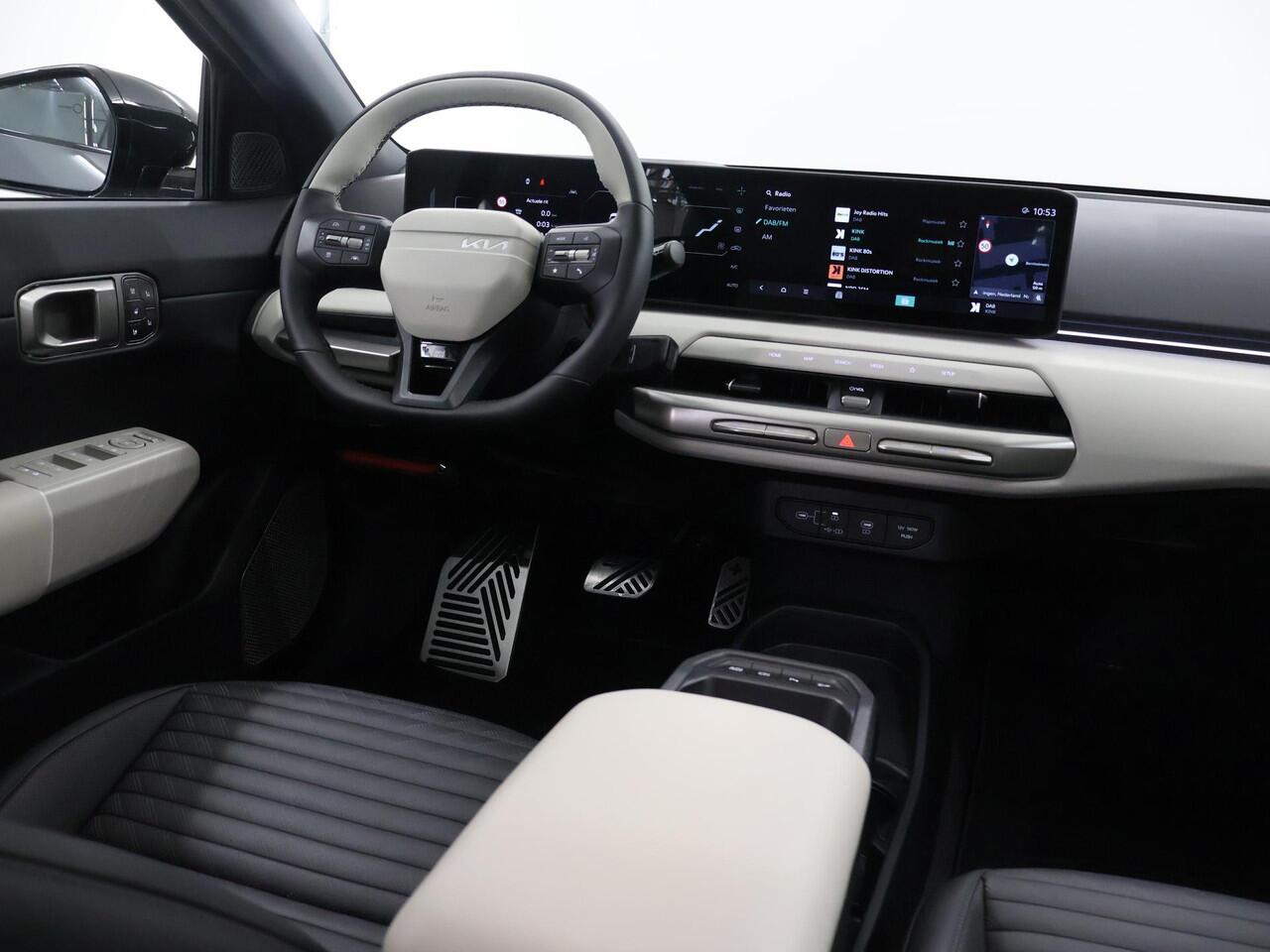 KIA EV4 Fastback GT-PlusLine 81.4 kWh | Trekhaak | Panoramaschuifdak | Head-up display | Stoelventilatie voorstoelen | Harman Kardon |