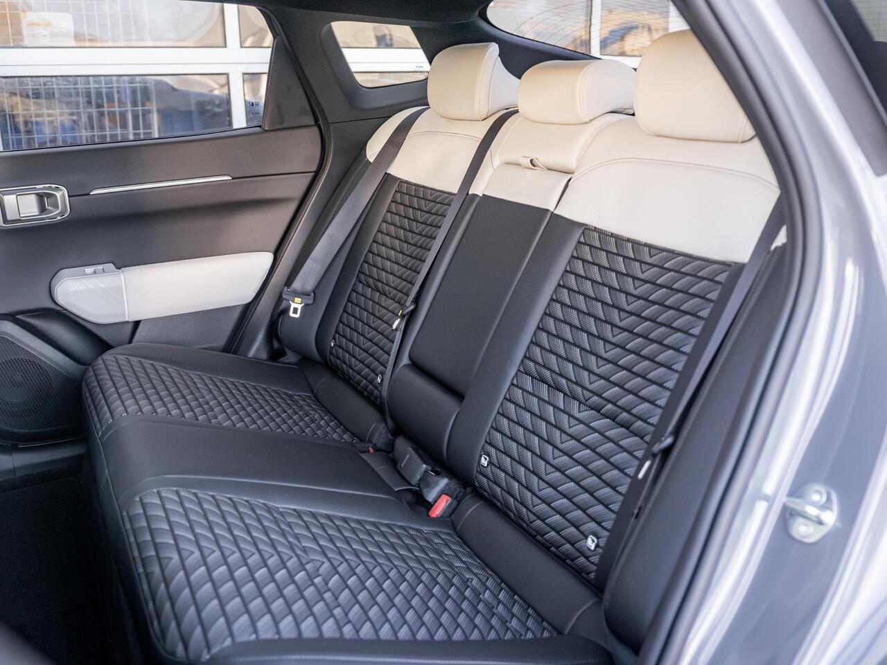 KIA EV4 Fastback GT-Line Business Edition 81.4 kWh Direct leverbaar! Zeer gunstige fiscale waarde!