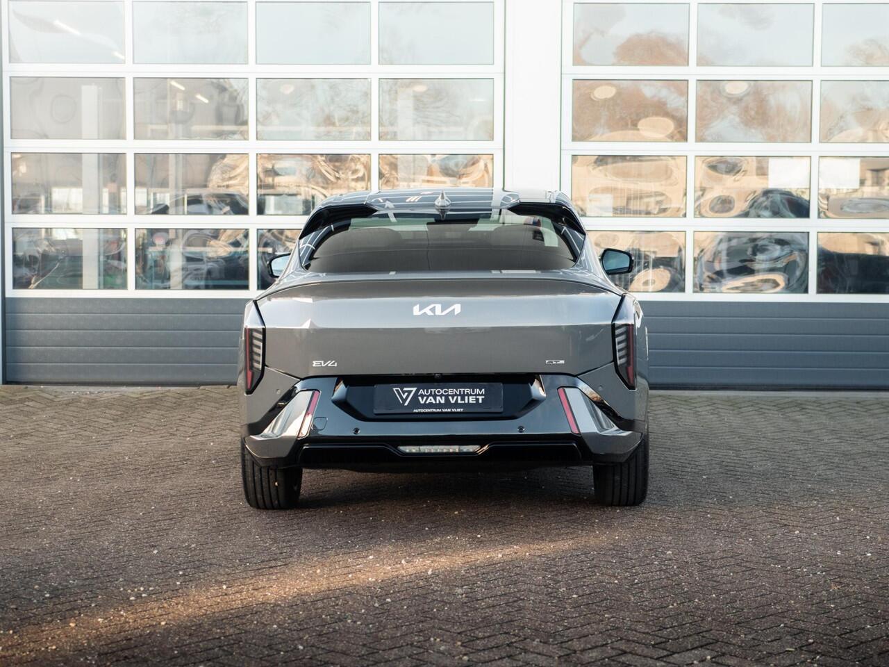 KIA EV4 Fastback GT-Line Business Edition 81.4 kWh Direct leverbaar! Zeer gunstige fiscale waarde!