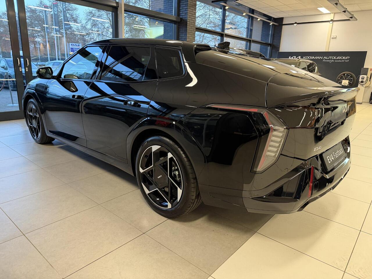 KIA EV4 Fastback GT-Line 81.4 kWh Nieuwe auto, Direct leverbaar.