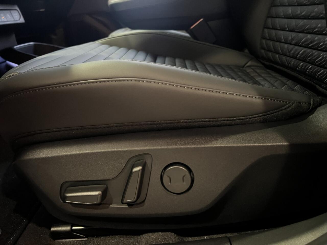 KIA EV4 Fastback GT-Line Business Edition 81.4 kWh '' snel leverbaar ''