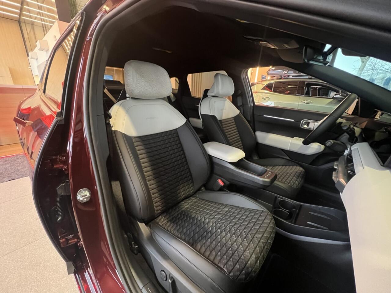 KIA EV4 Fastback GT-Line Business Edition 81.4 kWh '' snel leverbaar ''