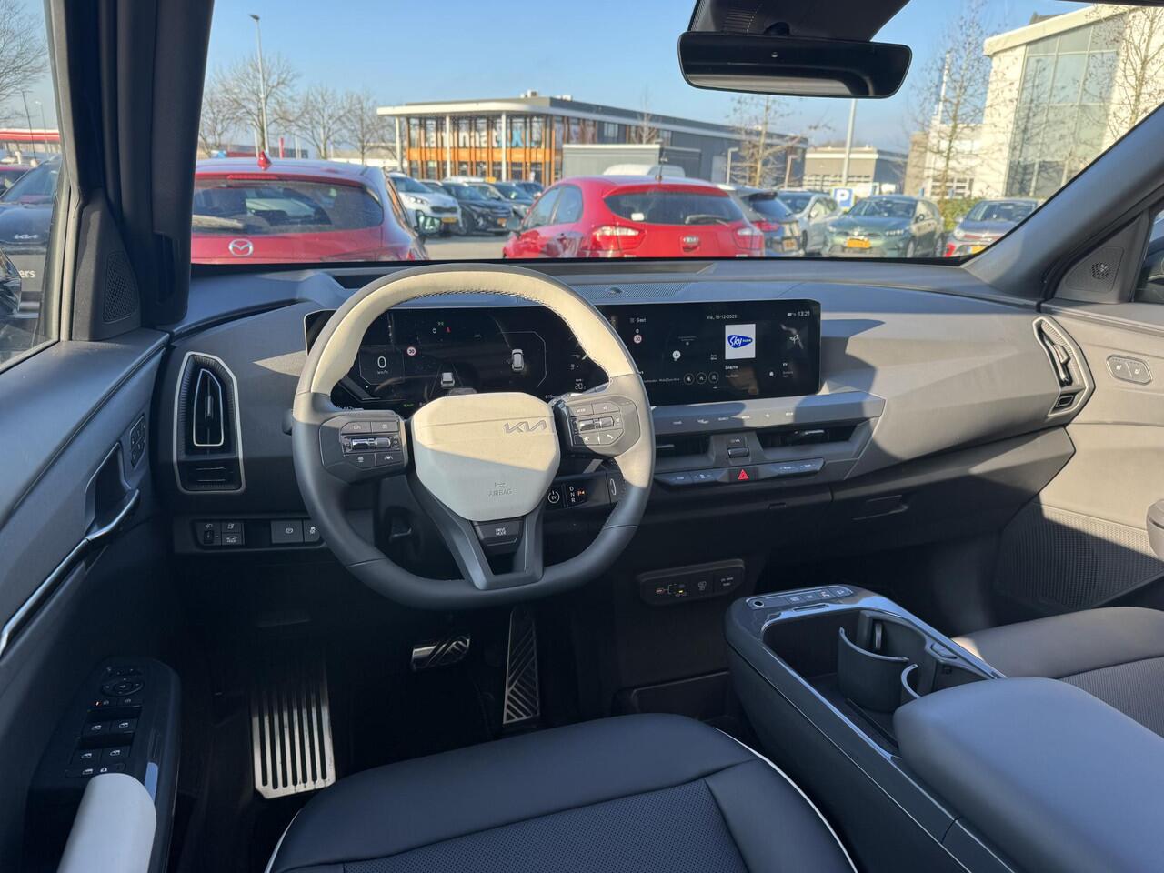 KIA EV5 GT-PlusLine 81.4 kWh Demo auto ! | Informeer altijd even of de auto aanwezig is ! Km stand kan iets variëren!