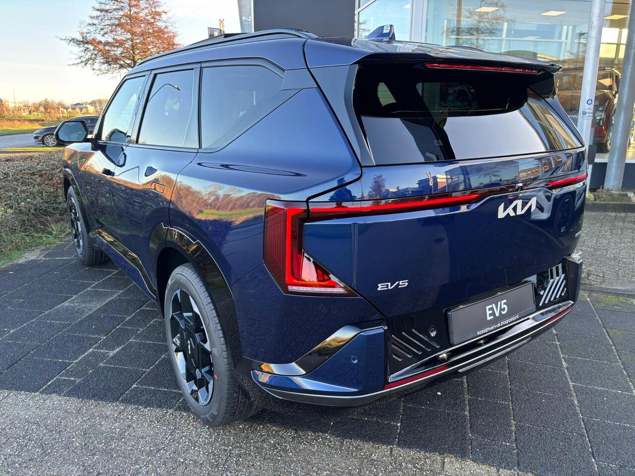 KIA EV5 GT-Line Business Edition 81.4 kWh , Direct Leverbaar!, Complete Uitvoering!, Voorraadkorting!