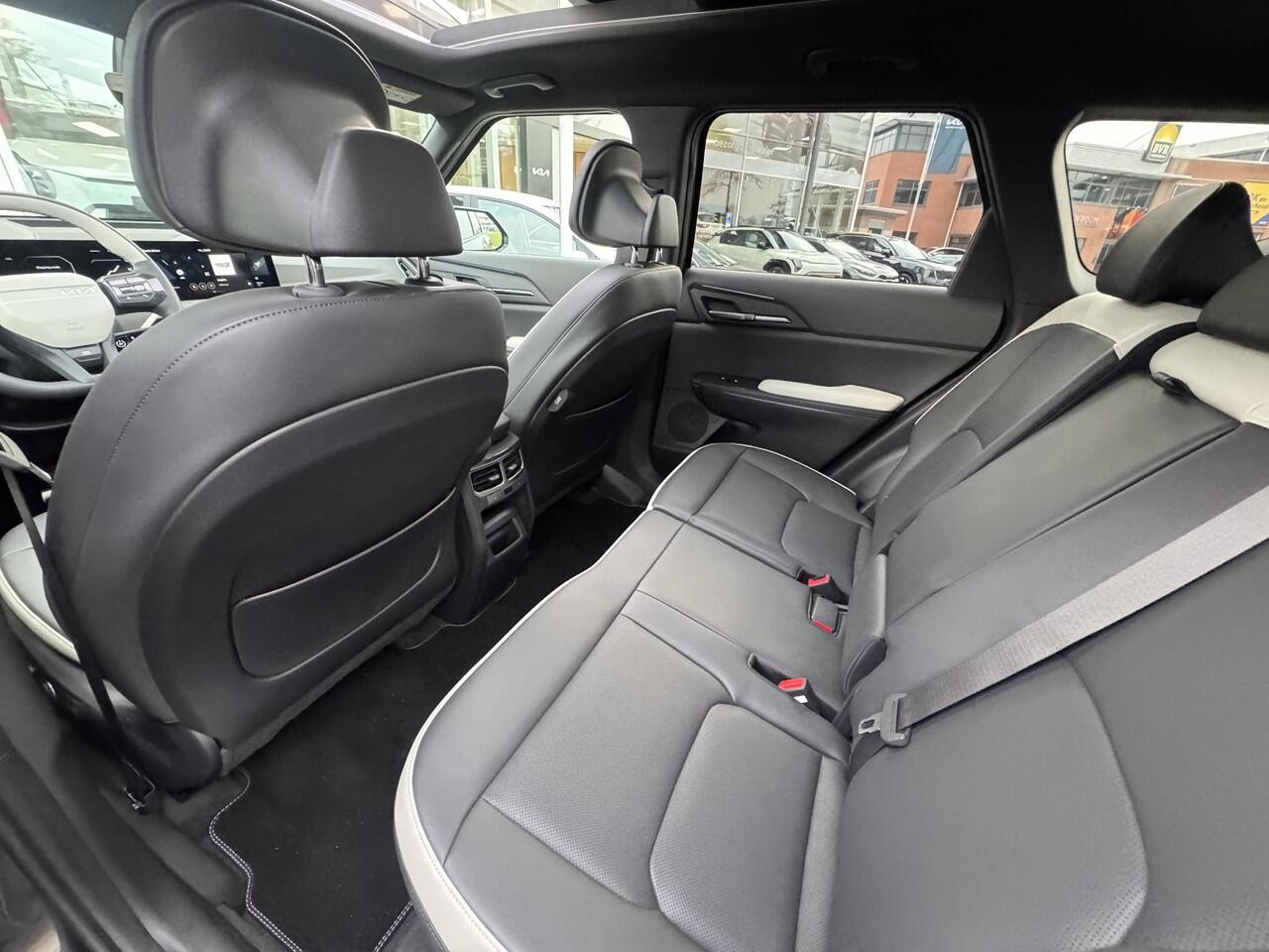 KIA EV5 GT-Line Business Edition 81.4 kWh , Direct Leverbaar!, Complete Uitvoering!, Voorraadkorting!