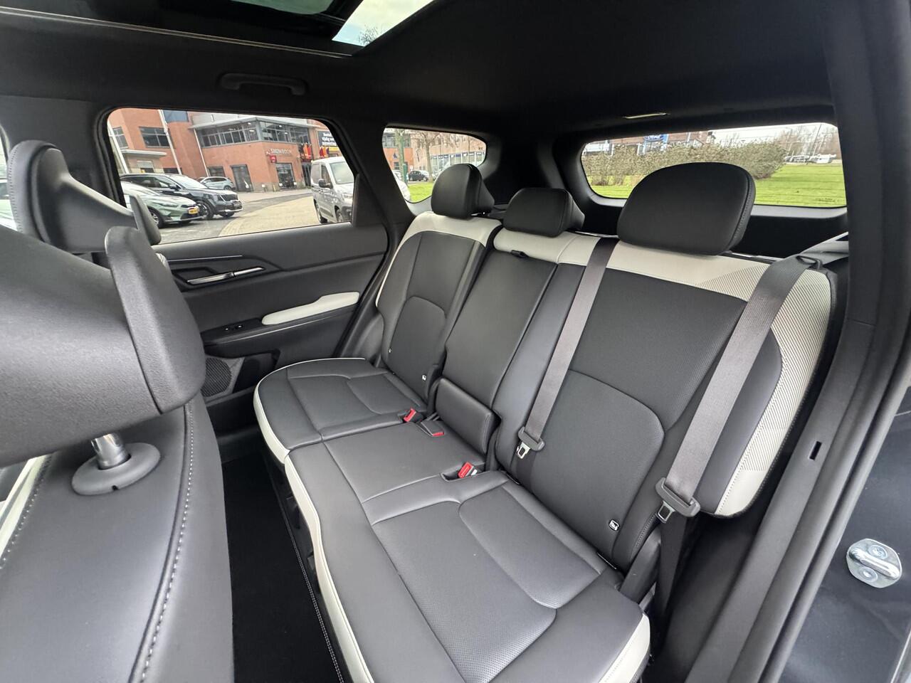 KIA EV5 GT-Line Business Edition 81.4 kWh , Direct Leverbaar!, Complete Uitvoering!, Voorraadkorting!