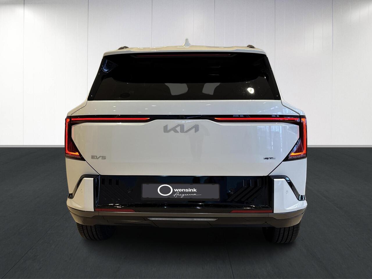 KIA EV5 GT-Line Business Edition 81.4 kWh | Panoramaschuifdak | Harman Kardon | Warmtepomp | Stoelventilatie | Stoelverwarming voor en achter | Adaptieve cruise control |