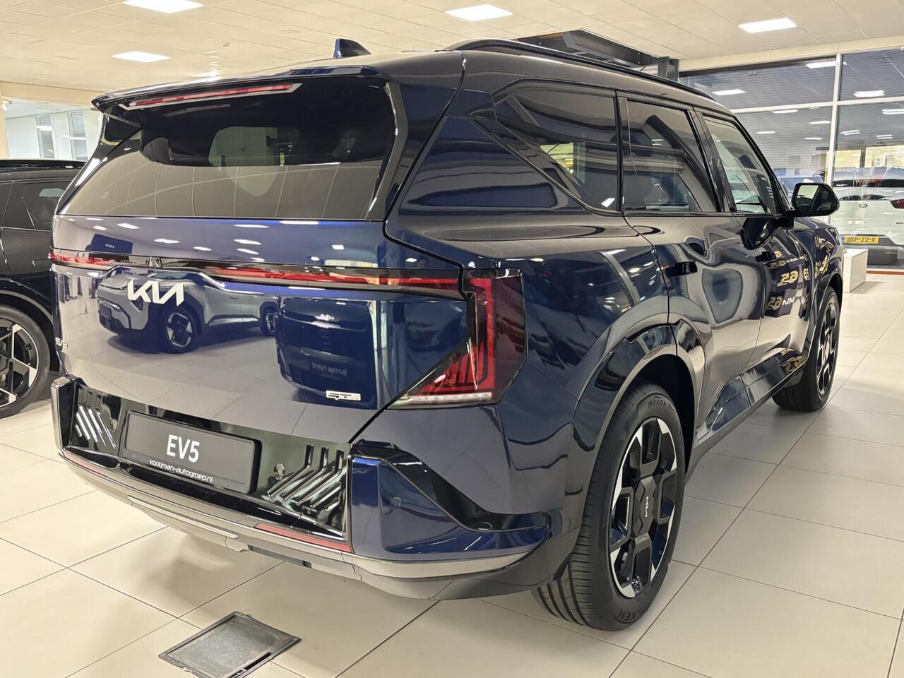 KIA EV5 GT-Line Business Edition 81.4 kWh ACTIE! Direct rijden, uit voorraad leverbaar. exclusief bij Kooijman Tiel: 0344-611400