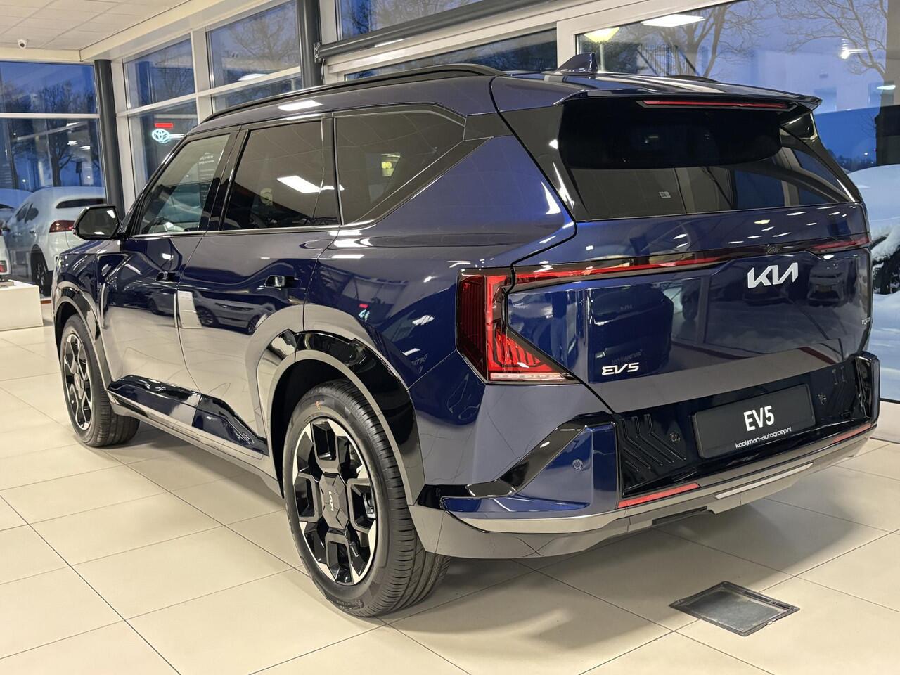 KIA EV5 GT-Line Business Edition 81.4 kWh ACTIE! Direct rijden, uit voorraad leverbaar. exclusief bij Kooijman Tiel: 0344-611400