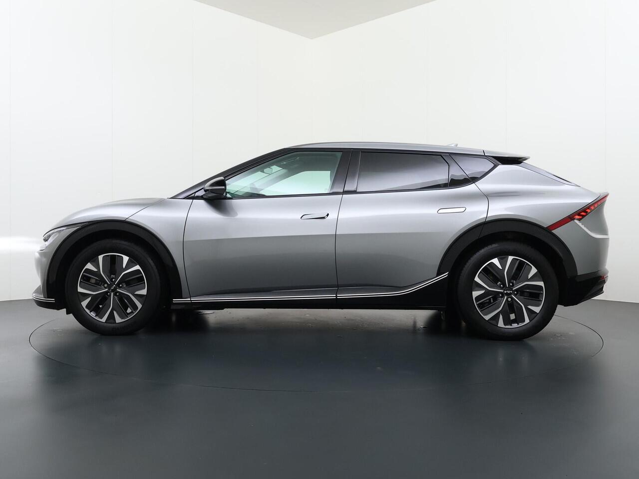 KIA EV6 Plus 77.4 kWh SOH 100% 1e eigenaar | Stoel-/stuurverwarming | Stoelventilatie | Elektr. Achterklep | Mem. Stoel | Dodehoek | Rijklaar met 12 mnd BOVAG-garantie