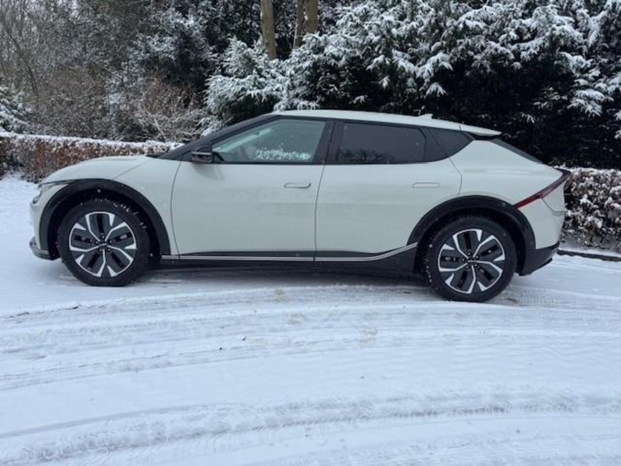 KIA EV6 PLUS 77.4KWH SOH 97,7% TREKHAAK/ LEER ACARPLAY/LED/FABRIEKSGARANTIE