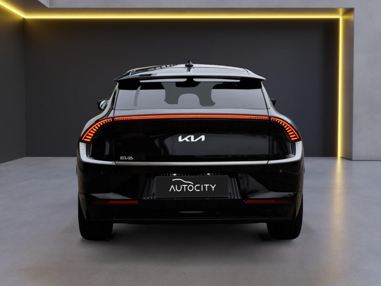 KIA EV6 Plus 77.4 kWh 204 pk l Leder l Camera l Warmtepomp l Leder l Mer