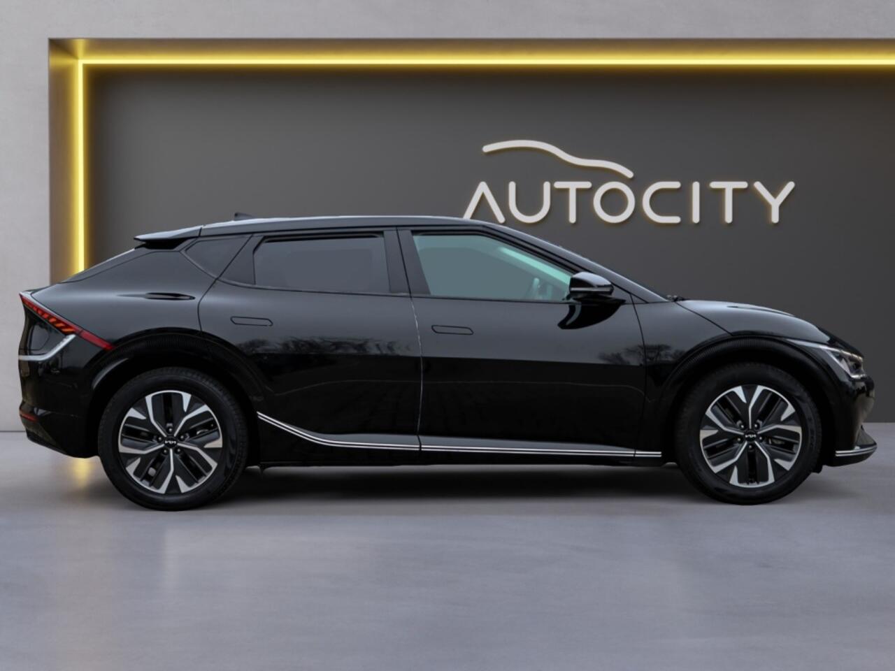 KIA EV6 Plus 77.4 kWh 204 pk l Leder l Camera l Warmtepomp l Leder l Mer