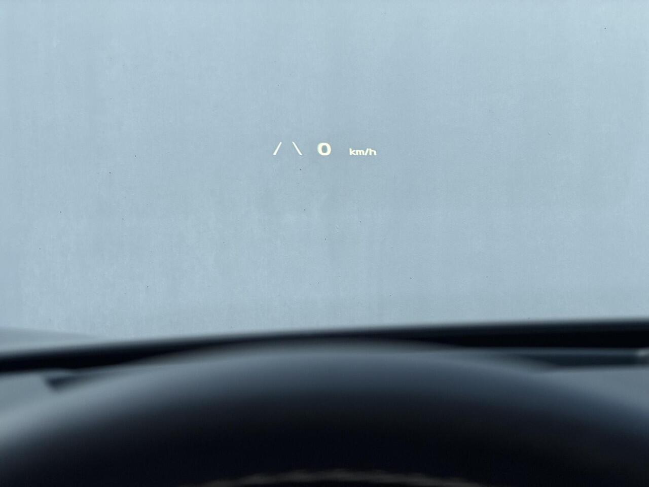 KIA EV6 GT-Line AWD 77.4 kWh / 325 Pk / SOH 99% / Fabrieksgarantie tot 12-2028 / Dealer Onderhouden / HUD / 360 Camera / Dodehoek / Navigatie / Apple Carplay & Android Auto / Stoelverwarming & Stuurwielverwarming / Stoelventilatie / Elektr. Stoelen / Meridian Sur