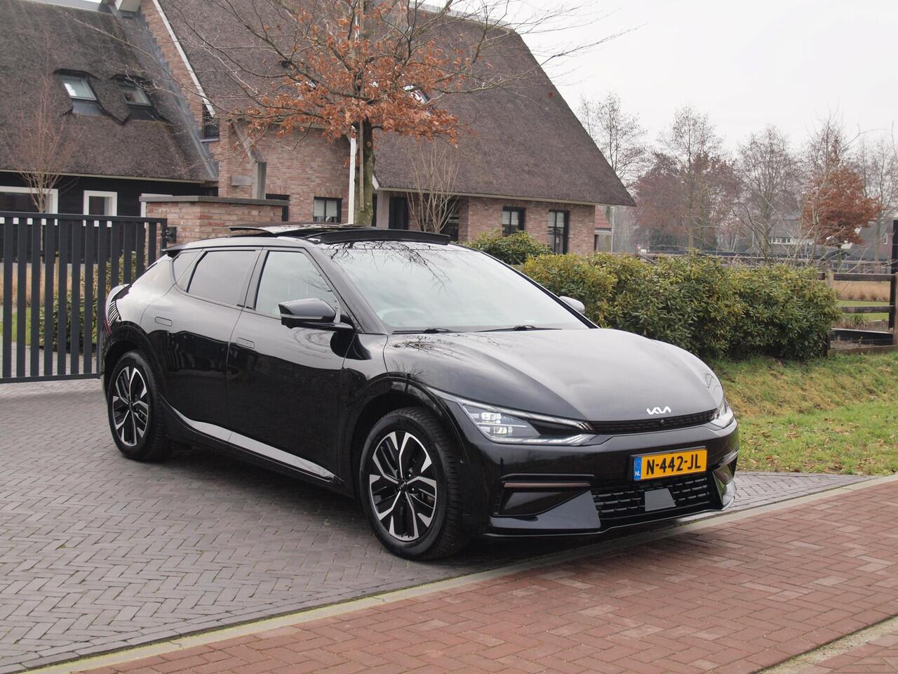 KIA EV6 GT-Line 77.4 kWh | SOH 92% | Panoramadak | Camera | Trekhaak | Apple Carplay | Cruise Control |