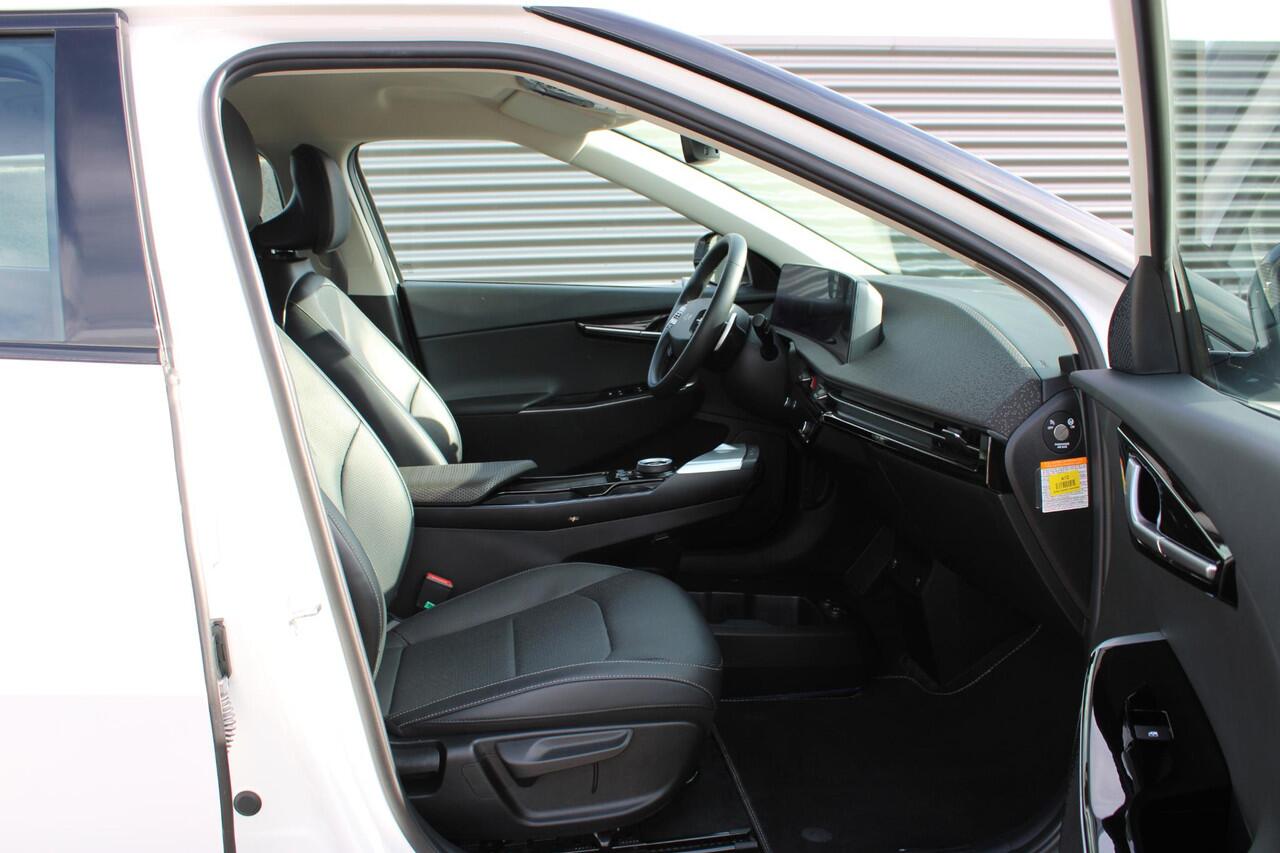 KIA EV6 Plus AWD 77.4 kWh Leder / Navigatie / Camera / 4 WD