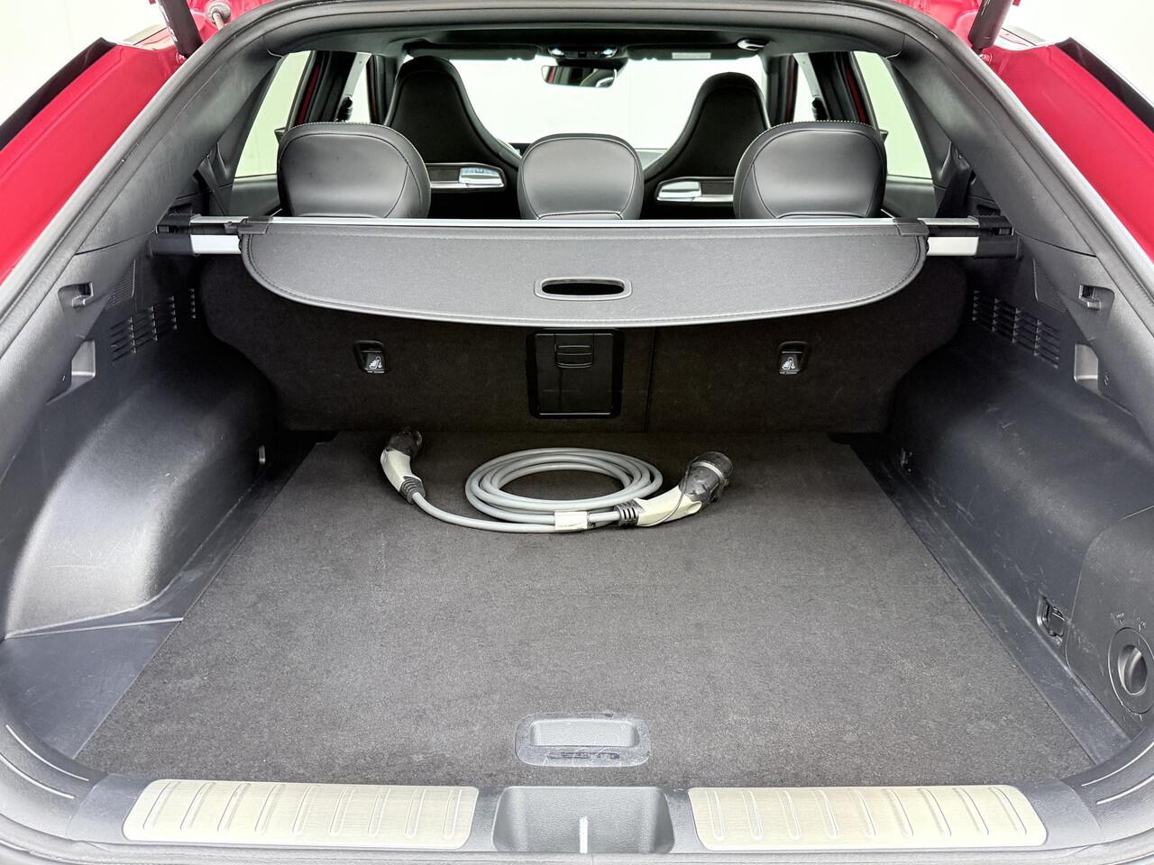 KIA EV6 GT AWD 77.4 kWh VAN: ¤41.900,- VOOR: ¤37.877,- UW EINDEJAARSVOORDEEL: ¤4.023,- | 585PK!| PANO | KIA GARANTIE T/M 2029 | STOEL/STUUR VERW. | 360 CAMERA| ELEK. ACHTERKLEP| HEAD-UP| MERIDIAN AUDIO|