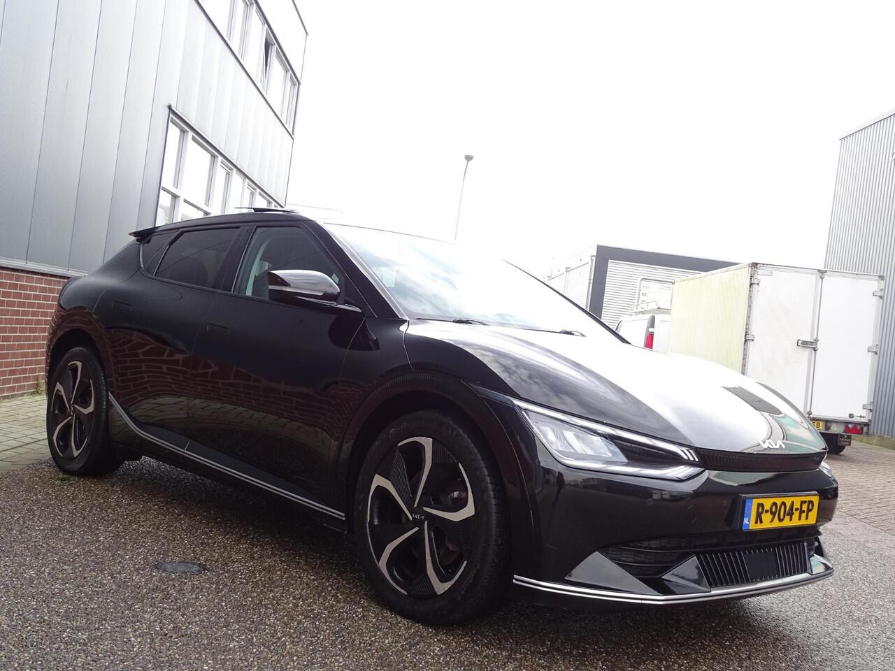 KIA EV6 Plus Advanced 77.4 kWh SOH 98% | ADAPTIEVE CRUISECONTROL | NAVIGATIE | PANORAMADAK | VERWARMDE VOORSTOELEN | FULL LED PAKKET | AIRCO / ECC | ACHTERUITRIJCAMERA | PARKEERSENSOREN ACHTER |