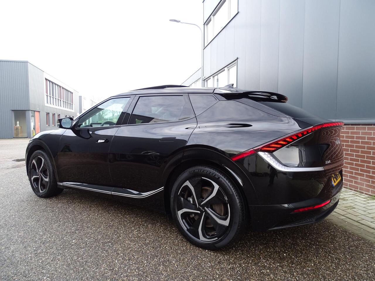 KIA EV6 Plus Advanced 77.4 kWh SOH 98% | ADAPTIEVE CRUISECONTROL | NAVIGATIE | PANORAMADAK | VERWARMDE VOORSTOELEN | FULL LED PAKKET | AIRCO / ECC | ACHTERUITRIJCAMERA | PARKEERSENSOREN ACHTER |