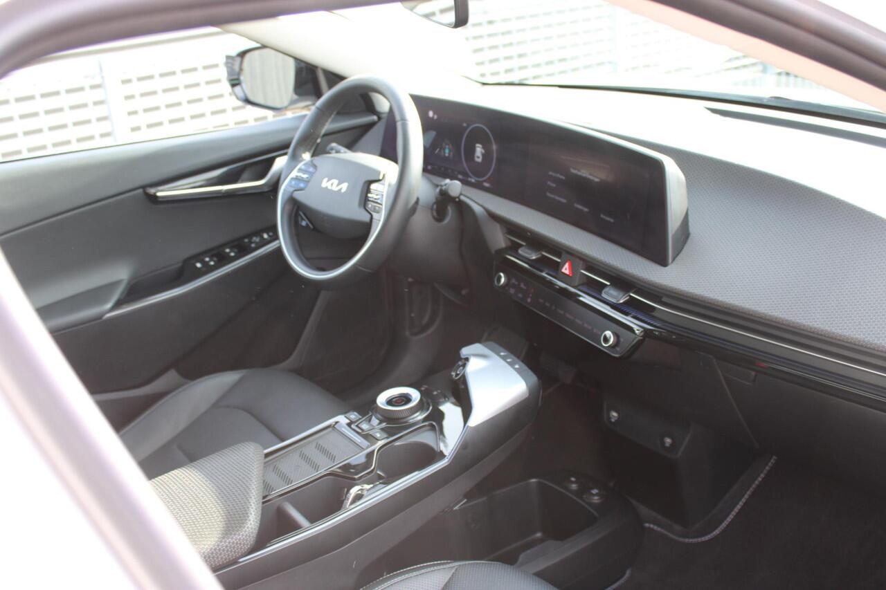 KIA EV6 Plus AWD 77.4 kWh AUTOMAAT Leder / Navigatie / Camera / 4WD / 325 PK