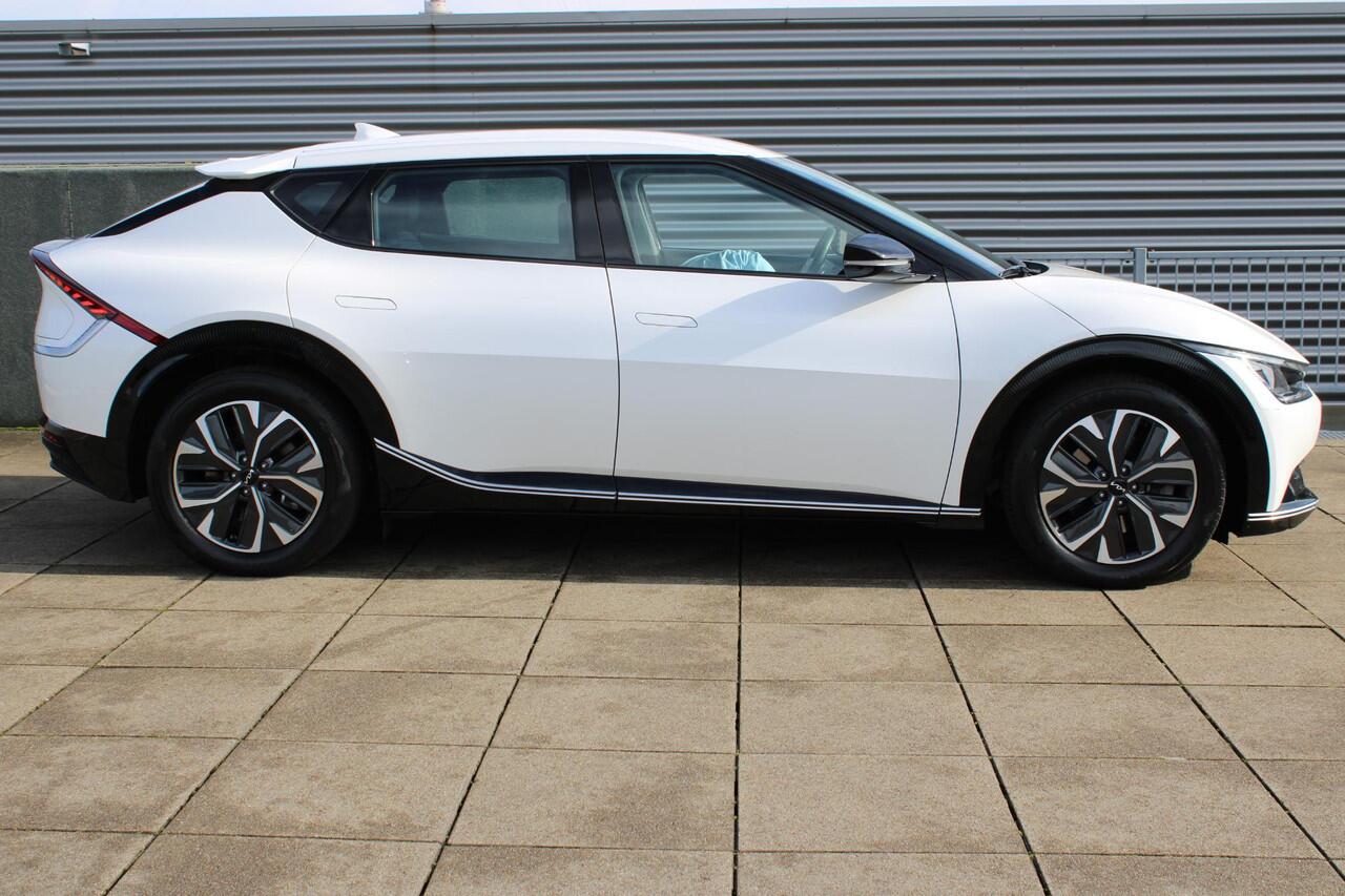 KIA EV6 Plus AWD 77.4 kWh AUTOMAAT Leder / Navigatie / Camera / 4WD / 325 PK