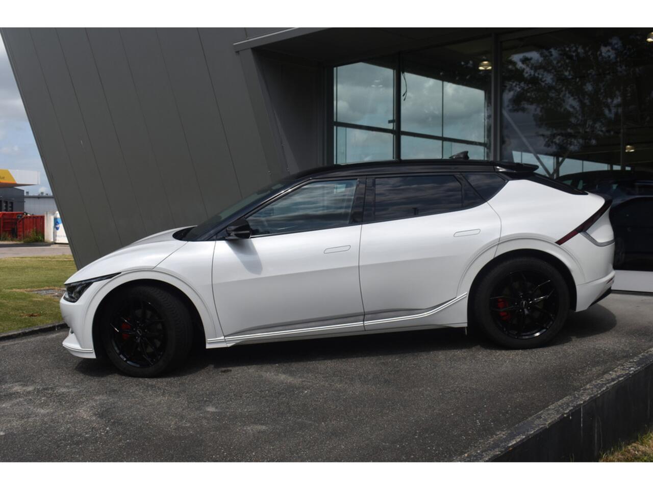 KIA EV6 58 KWH BLACK EDITION