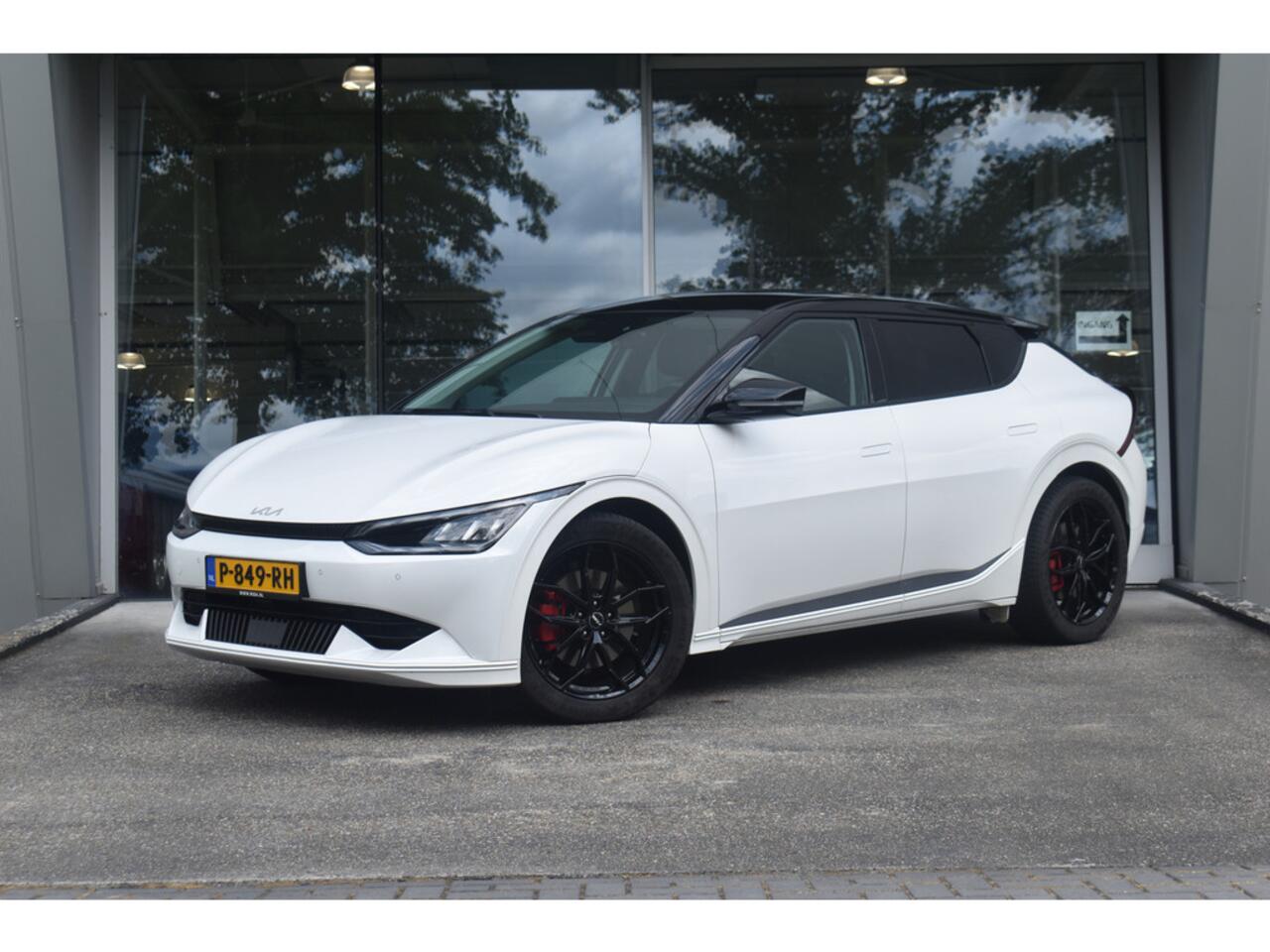 KIA EV6 58 KWH BLACK EDITION