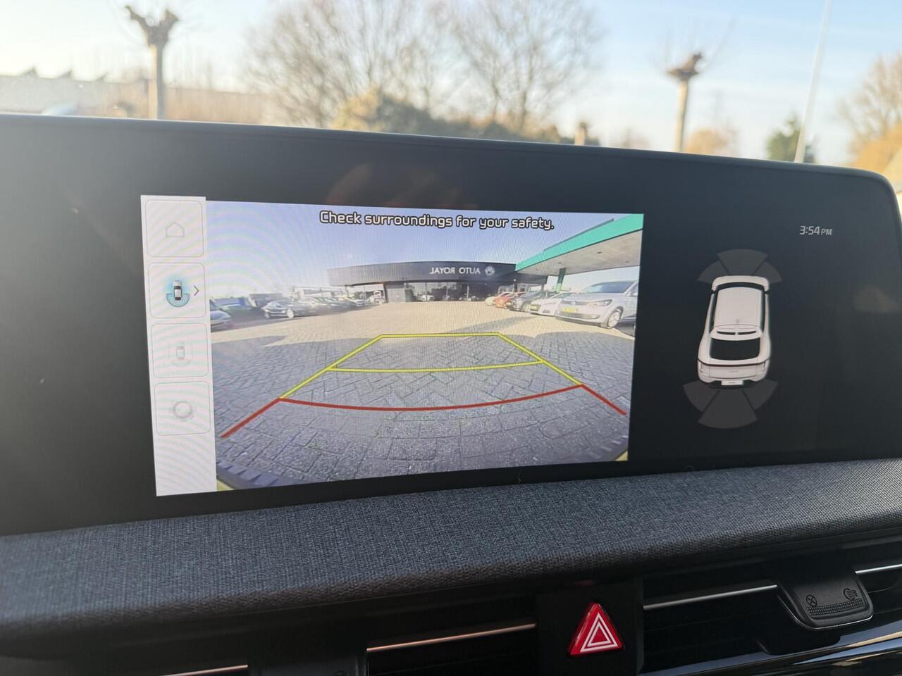 KIA EV6 Air 58 kWh SOH 100% | ADAPTIEVE CRUISECONTROL | NAVIGATIE | LEDER | VERWARMDE VOORSTOELEN | FULL LED PAKKET | AIRCO / ECC | ACHTERUITRIJCAMERA | PARKEERSENSOREN ACHTER |