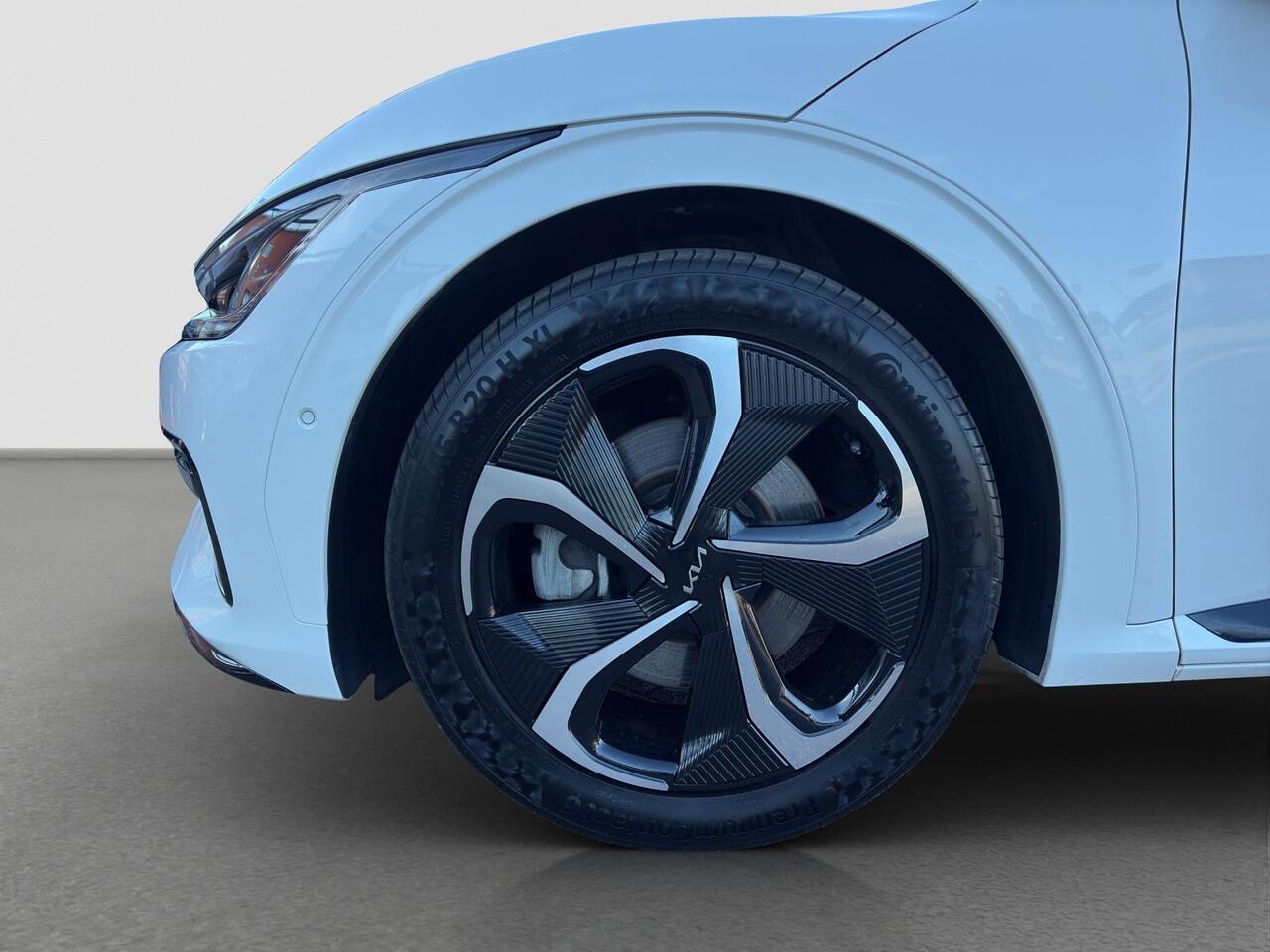 KIA EV6 GT-Line AWD 77.4 kWh Pano | HUD | MeridianSound | 360-Camera | Alcantara/Leder | Memory Seats | Stoelverkoeling | Apple Carplay & Android Auto | SOH 100%