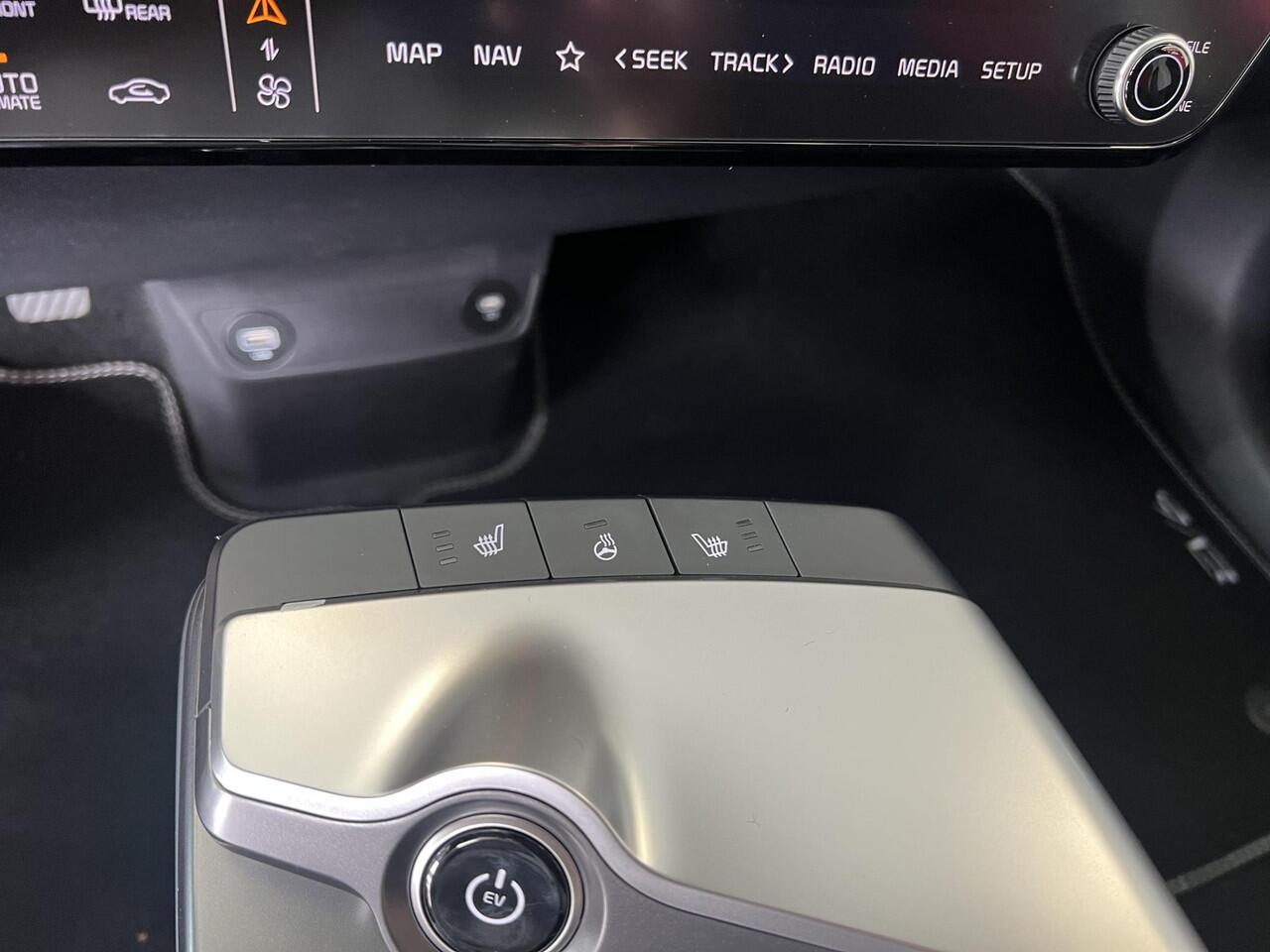 KIA EV6 Air 58 kWh Gloednieuw, Direct Leverbaar en Unieke Metallic Lak!