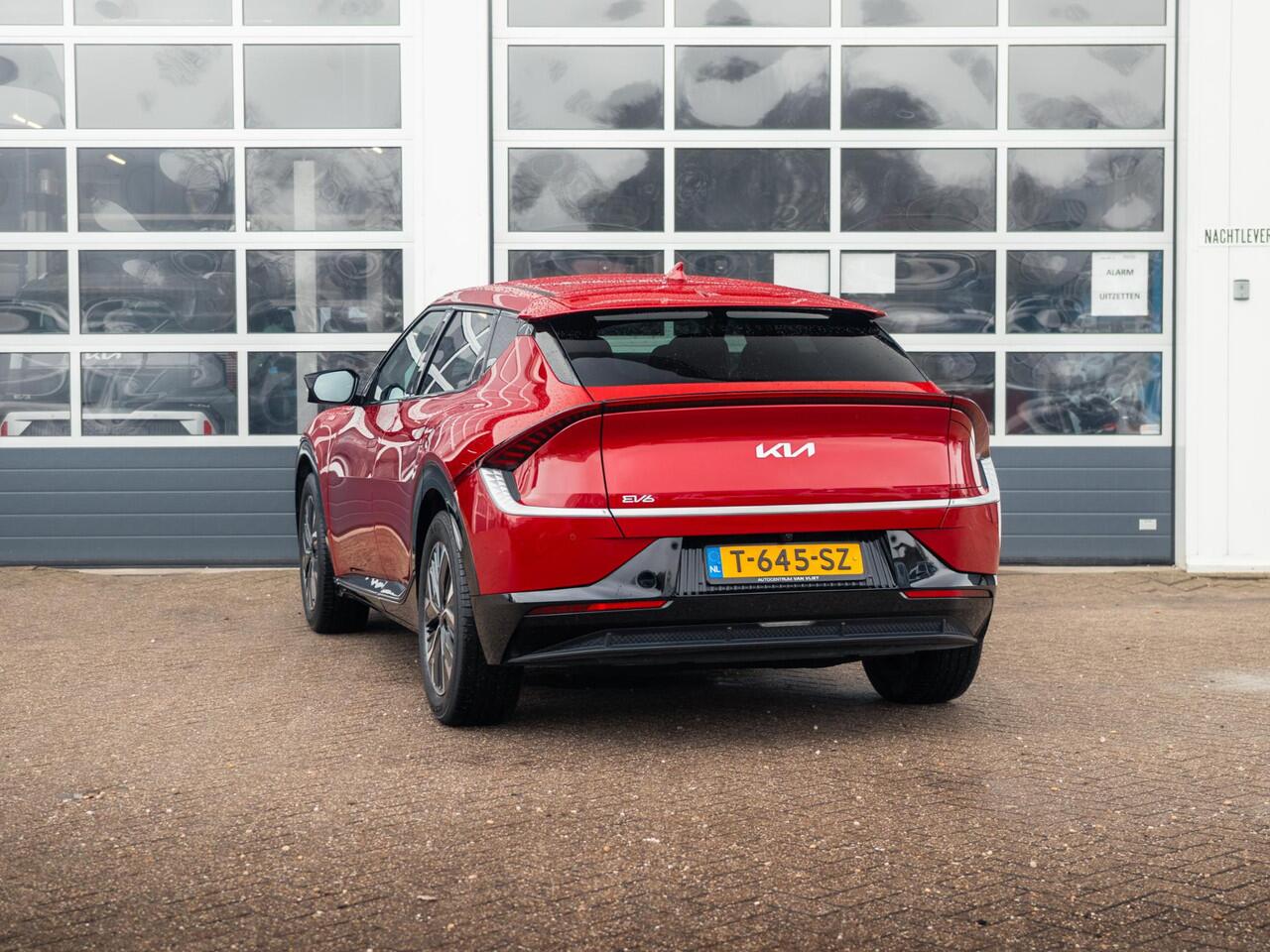 KIA EV6 Plus 58 kWh | SOH 98,1% | Clima | Adapt. Cruise | Camera | Apple Carplay | Stoel, Stuur & Achterbank Verw. | Warmtepomp | Navi | 19" | Keyless | Elektr. A-klep | BSM