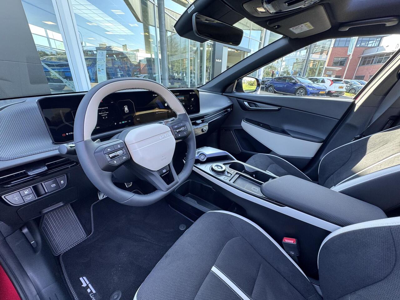 KIA EV6 GT-Line 84 kWh | Complete Uitvoering | Schuif/Kanteldak | Elektrische Achterklep | 800V | Enz...